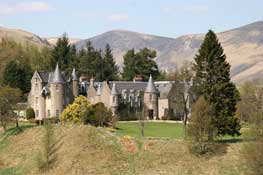 Dalmunzie Castle,  Spittal of glenshee